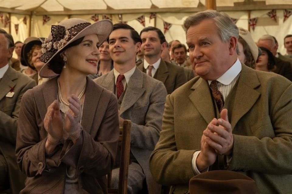 Quienes también vean la serie 'La Edad Dorada', en HBO, notarán cierto parecido con su más reciente temporada, y no es coincidencia que el creador de ambas sea el realizador Julian Fellowes.