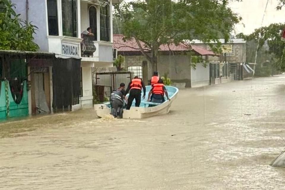 Titular de CNPC informó que el Municipio de Álamo, Veracruz, sufrió de forma preliminar afectaciones en 5 mil viviendas por fuertes lluvias.
