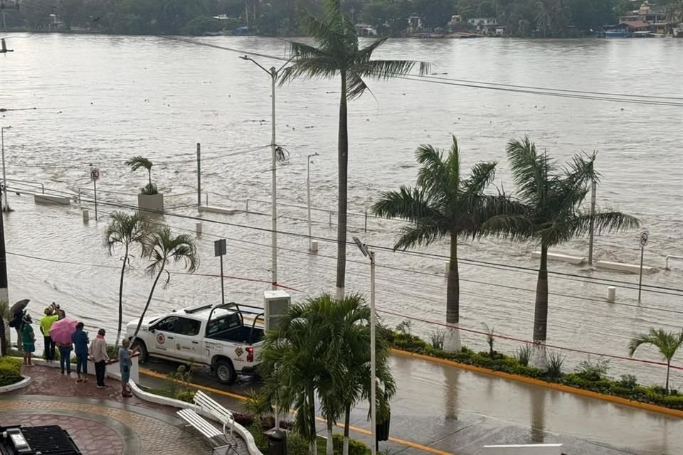 Vista del malecón de Poza Rica