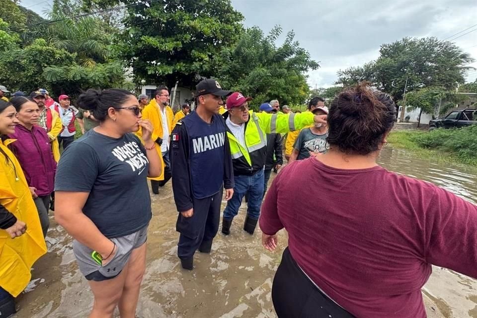 El Edil puntualizó que el afluente se encuentra a sólo 35 centímetros de alcanzar los 2 metros.