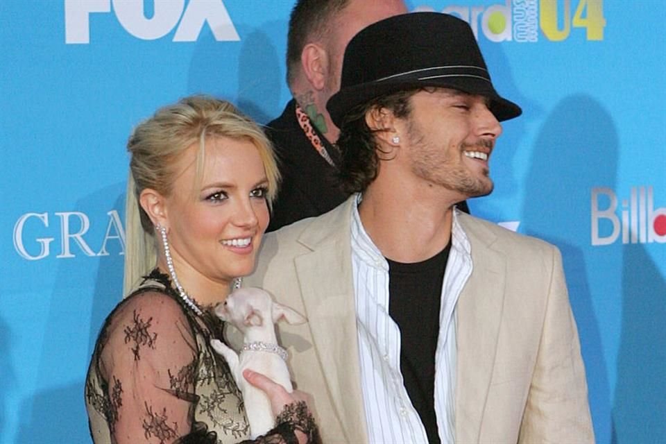 Britney Spears arremetió contra su ex por lucrar con sus memorias, defendiendo a sus hijos y reafirmando su versión de los hechos.