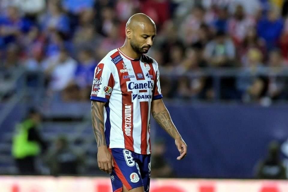 Joao Pedro Galvao se fue expulsado al 60', tras una fuerte entrada a Willer Ditta.