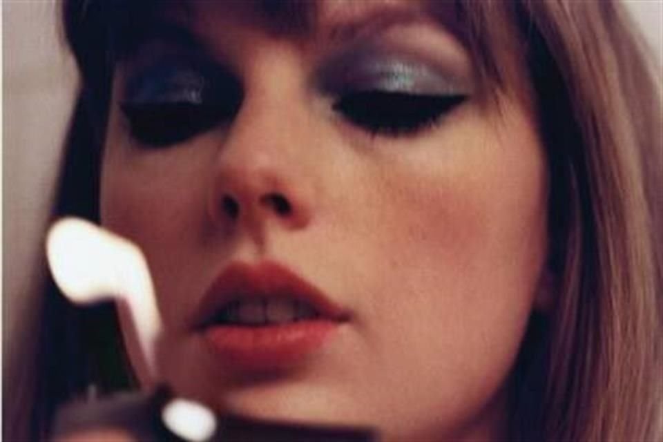 Swift se llevó el premio principal en los MTV Video Music Awards 2022 antes de cerrar el espectáculo con un gran anuncio: un nuevo álbum.