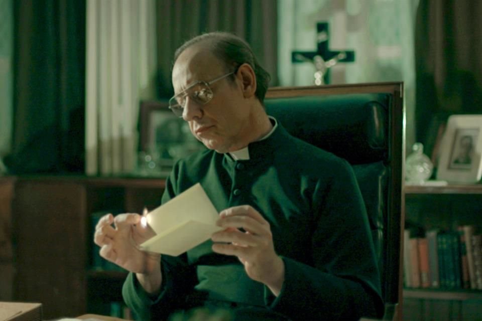 En la serie 'Marcial Maciel: El Lobo de Dios', la regia Elena Sada, encargada de reclutamiento de los Legionarios, cuenta cómo la usaron.