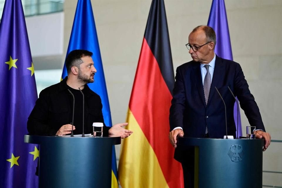 Líderes europeos sostuvieron videollamada con Donald Trump, en la que insistieron que Ucrania debe estar en reunión con Vladimir Putin.