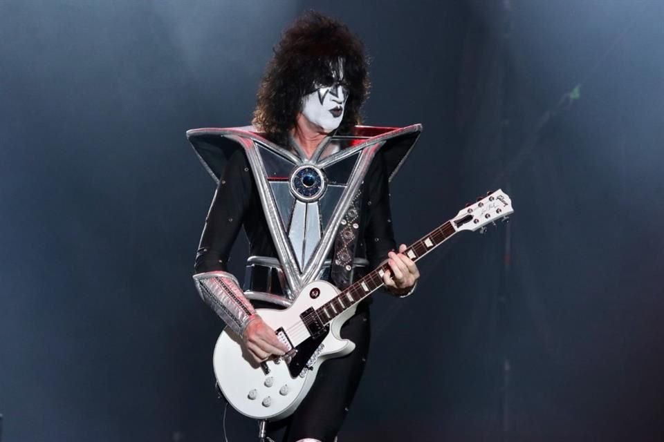Muere exguitarrista de Kiss, Ace Frehley