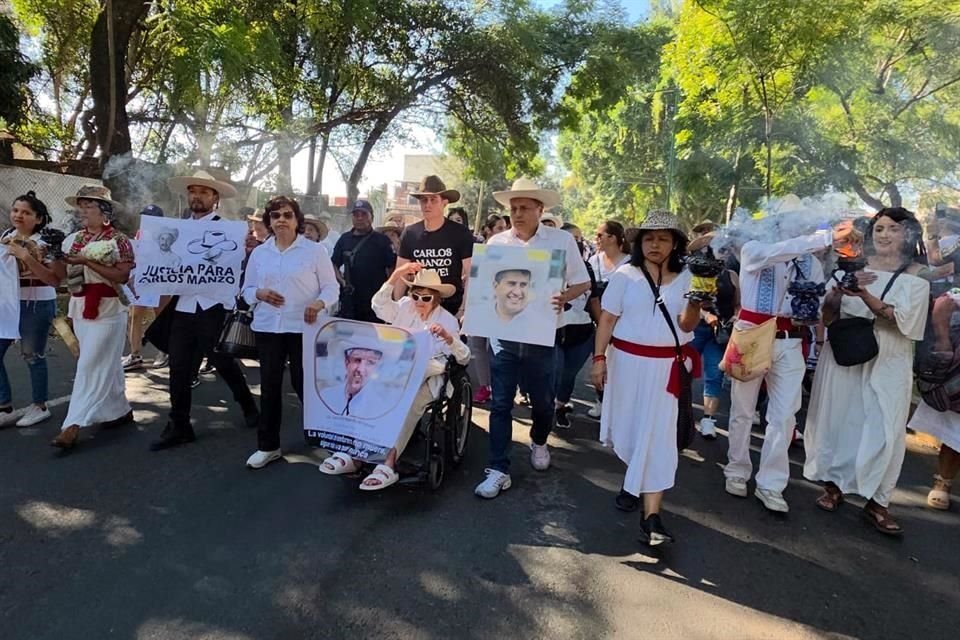 Fuera Bedolla! ¡Justicia para Manzo!', claman miles