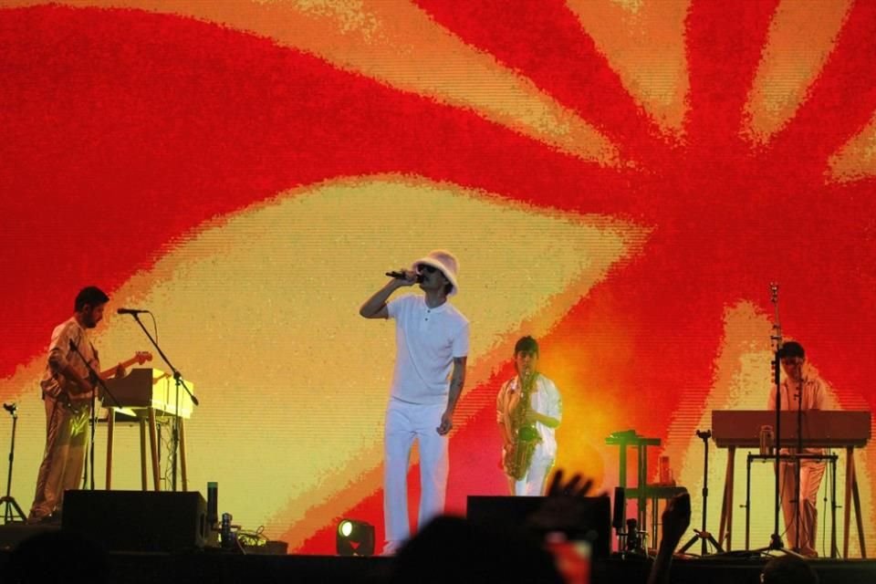 SimiFest 2025 llegará al Autódromo Hermanos Rodríguez el 29 de noviembre con Empire of the Sun, Caloncho, Roosevelt, Leon Bridges y más.