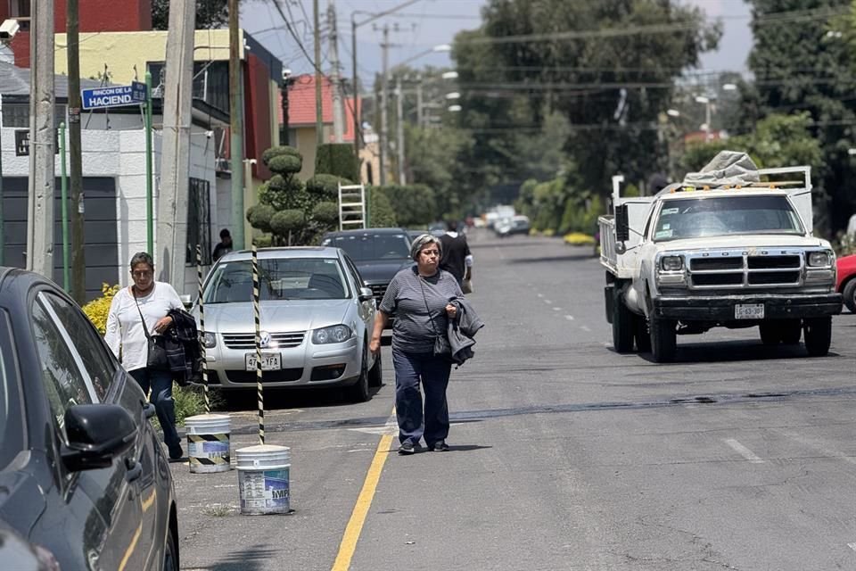 El carril usado como estacionamiento sería convertido en ciclovía.
