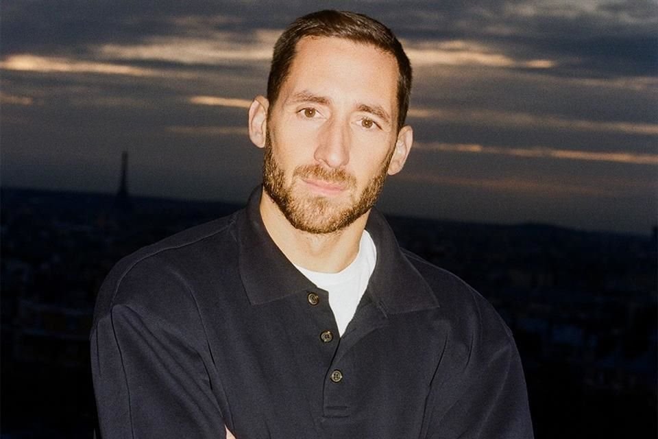 Antonin Tron, fundador de Atlein, es el nuevo director creativo de Balmain y presentará su primera colección en otoño de 2026.