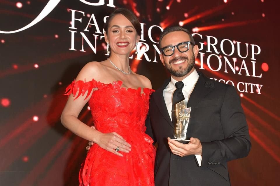 Paola Hinojosa y Anuar Layon.