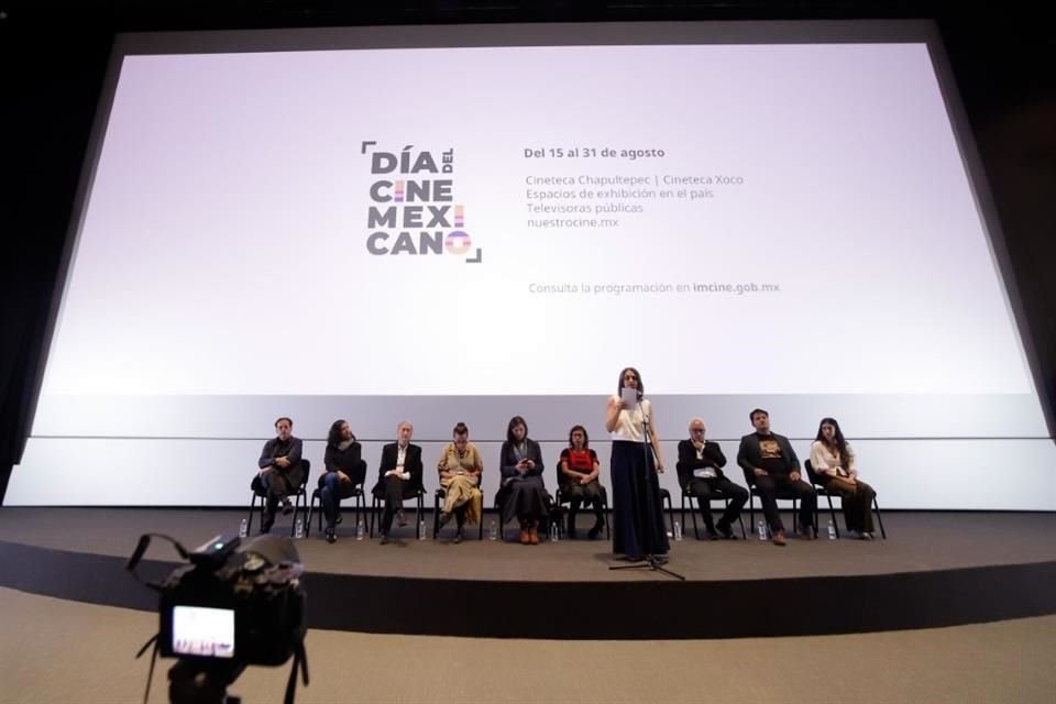 Autoridades culturales e invitados especiales encabezaron la reactivación de la Cineteca Chapultepec.