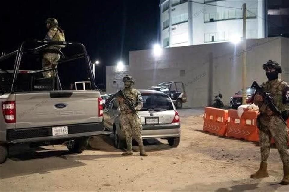 Anoche se registró un nuevo incidente en el Penal de Tuxpan, Veracruz. Se reportó que dos presuntos artefactos explosivos fueron lanzados al interior de la prisión con el uso de un dron.