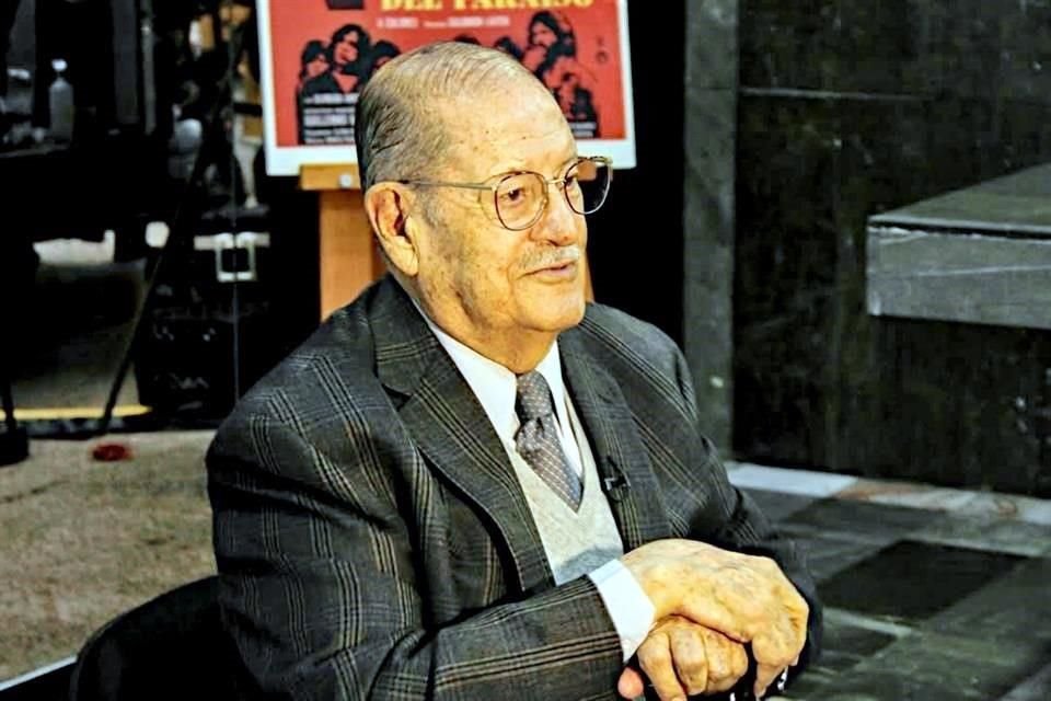 Detrás de éxitos como 'Los Caifanes' o 'Intriga Contra México' Fernando Pérez Gavilán valora más haber descubierto a jóvenes promesas.