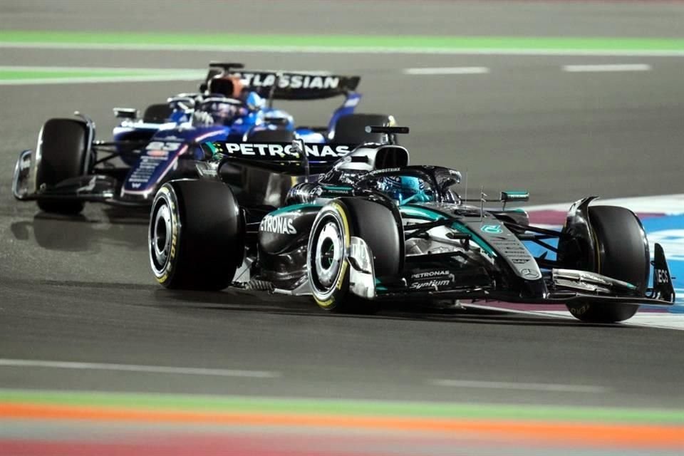 Russell sale segundo.