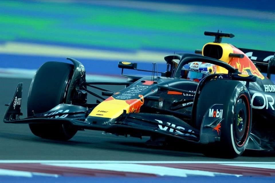 Verstappen no tuvo el mejor primer día en Qatar.