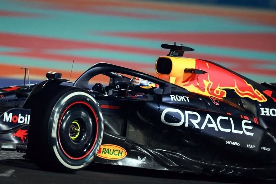 Esta es la séptima victoria de Verstappen en la presente temporada, mismas que tienen Norris y Piastri.