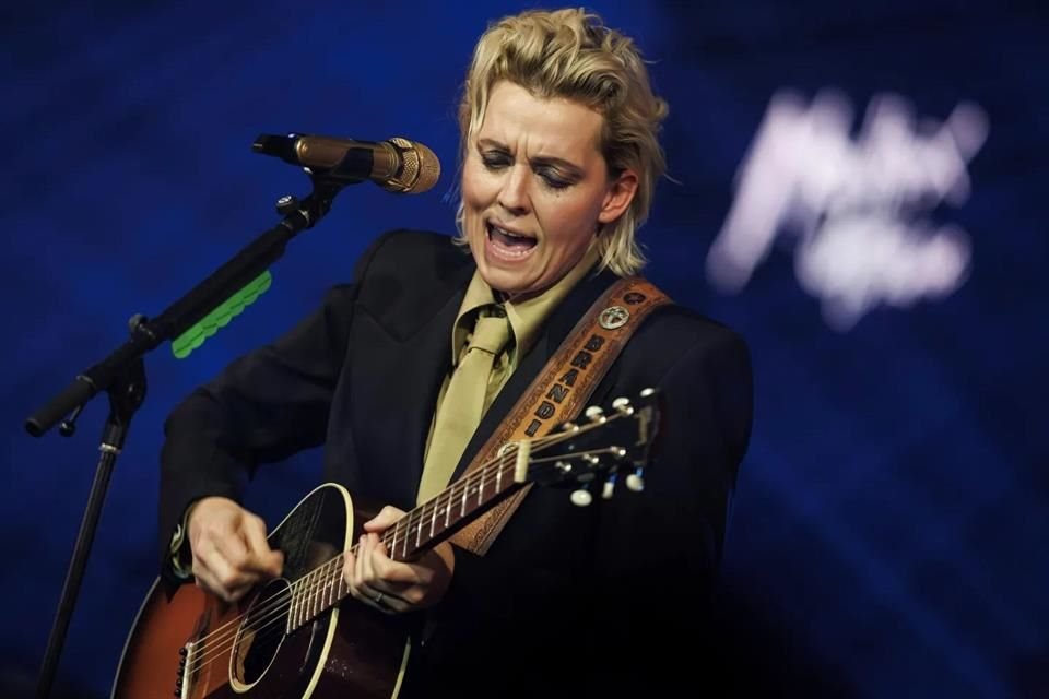 Brandi Carlile ha ganado 11 premios Grammy y ha sido elogiada por su octavo álbum de estudio, 'Returning to Myself', lanzado en octubre.