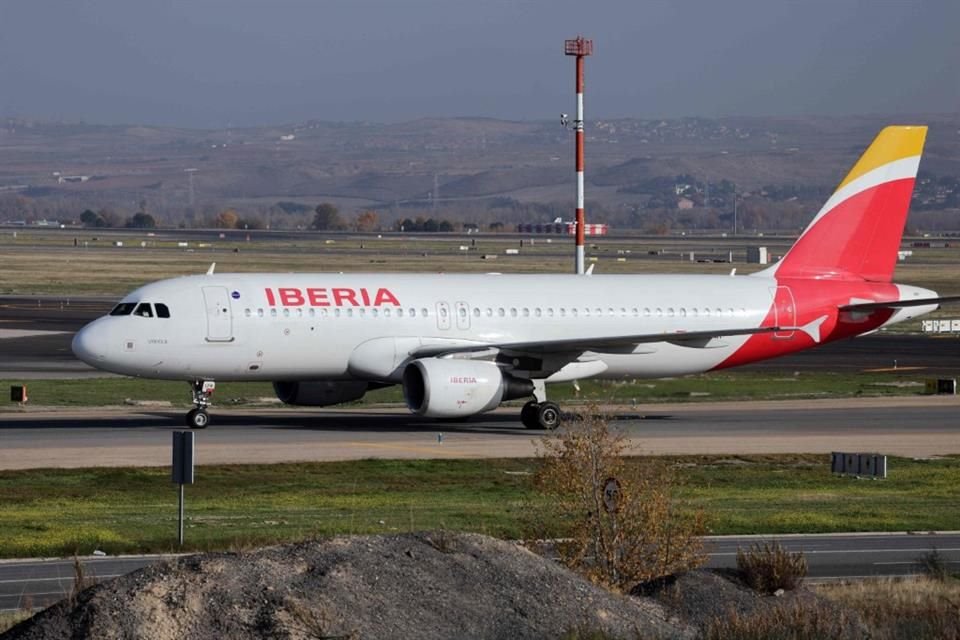 La aerolínea española Iberia prorrogó la suspensión de sus vuelos a Venezuela hasta el 31 de diciembre.