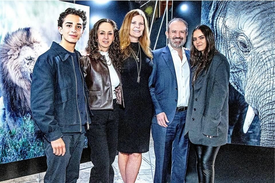 Fernando González, Sandra Salazar, Nicole Holmes, Agustín Franco y Paulina Franco