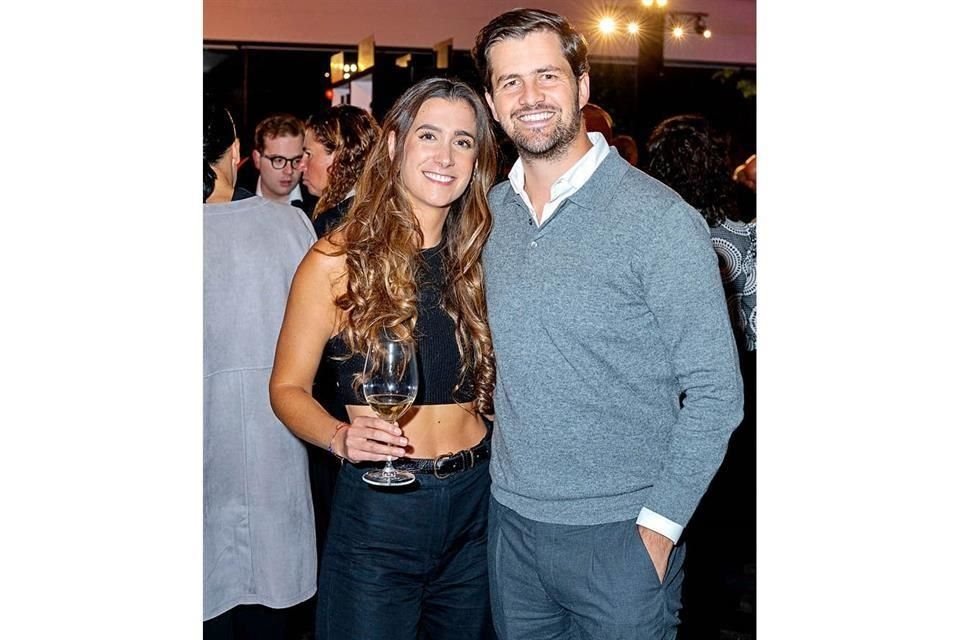 Renata Gómez y Pablo Gadsden