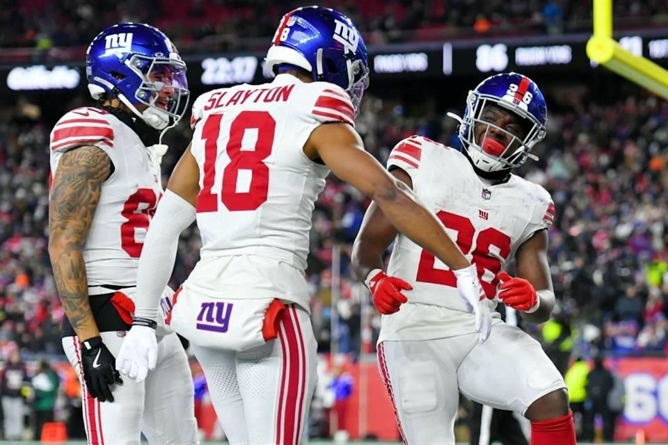 Devin Singletary terminó con una anotación por tierra.