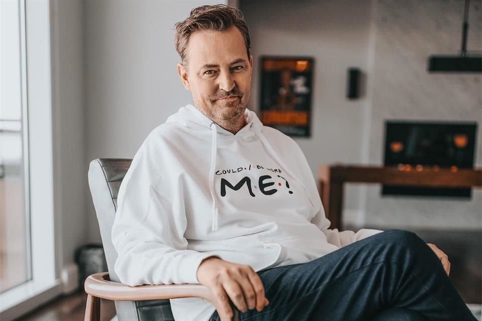 Una autopsia determinó que Matthew Perry murió el 28 de octubre de 2023 por los efectos agudos de la ketamina mientras se encontraba solo en el jacuzzi de su casa en Pacific Palisades.