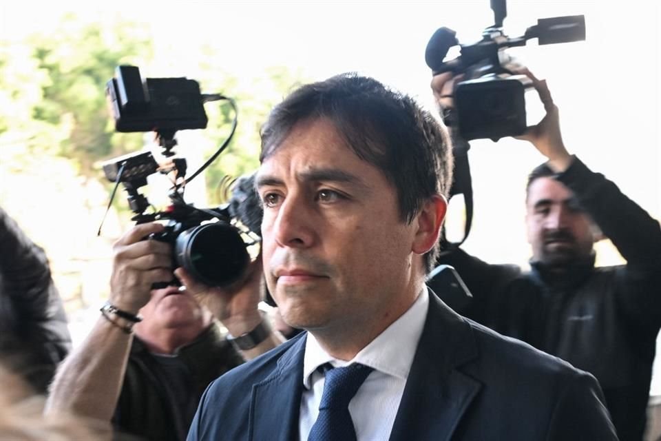 Plasencia admitió que aproximadamente un mes antes de la muerte de Perry, le suministró ilegalmente al actor 20 viales de ketamina.