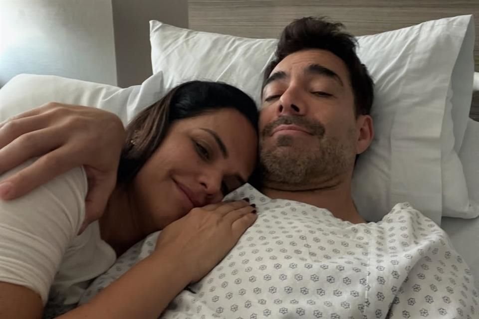 A pesar del percance, la producción continúa y Venganza mantiene su fecha de estreno prevista para el 26 de febrero.