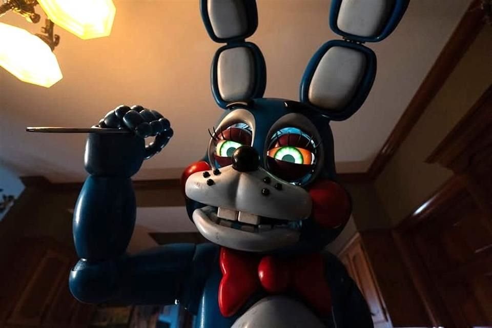 La secuela de 'Five Nights at Freddy's', que estrena hoy, eleva la cantidad de animatrónicos para ofrecer más sustos en la saga fílmica.