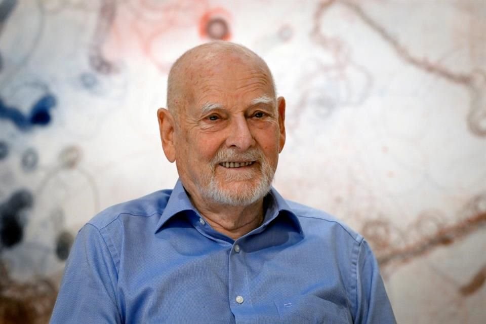 Theodor Pistek, diseñador de vestuario galardonado con un Óscar por su trabajo en la película de 1984 'Amadeus', murió a los 93 años.