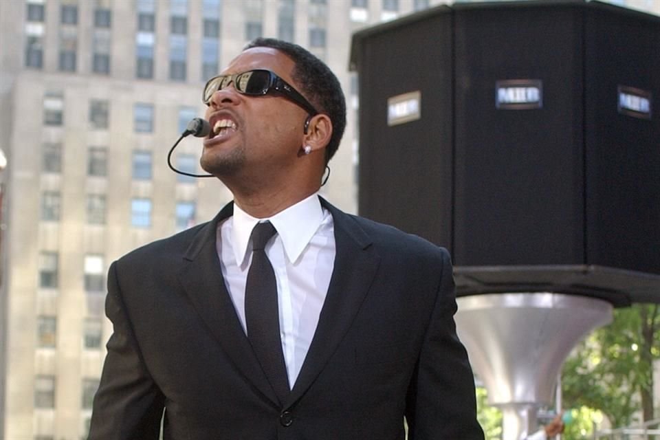 El plan es que Bremner termine el guion, y que Will Smith, protagonista de la saga original, sea uno de los primeros en recibirlo.