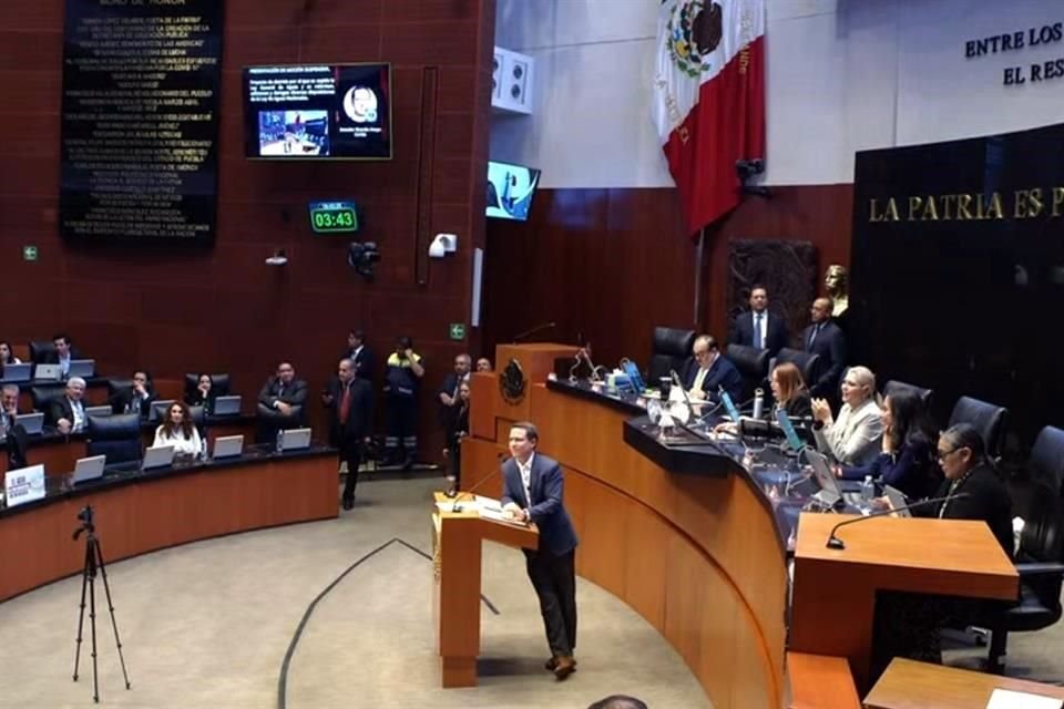 El coordinador del PAN en el Senado acusó que Morena quiere el control político con la Ley de Aguas.