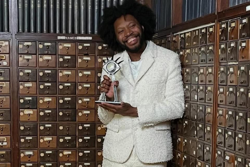 Jeremy O. Harris, actor de 'Emily en París', fue arrestado en Japón después de que autoridades encontraran éxtasis en su equipaje.