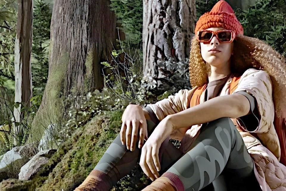 En los caminos naturales también tienen lugar las pasarelas. Descubre las claves para practicar senderismo y siempre estar fashion.