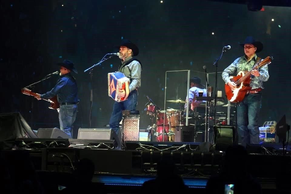 La agrupación de Zapata, Texas, cumplió, como ya es una tradición, con sus conciertos decembrinos en la Arena Monterrey.