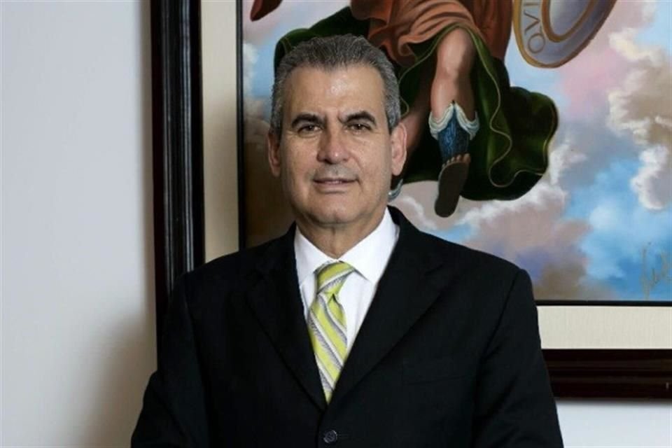 Miguel Ángel Chico Herrera, Secretario Técnico de la Jucopo del Senado, falleció este domingo en León, Guanajuato.