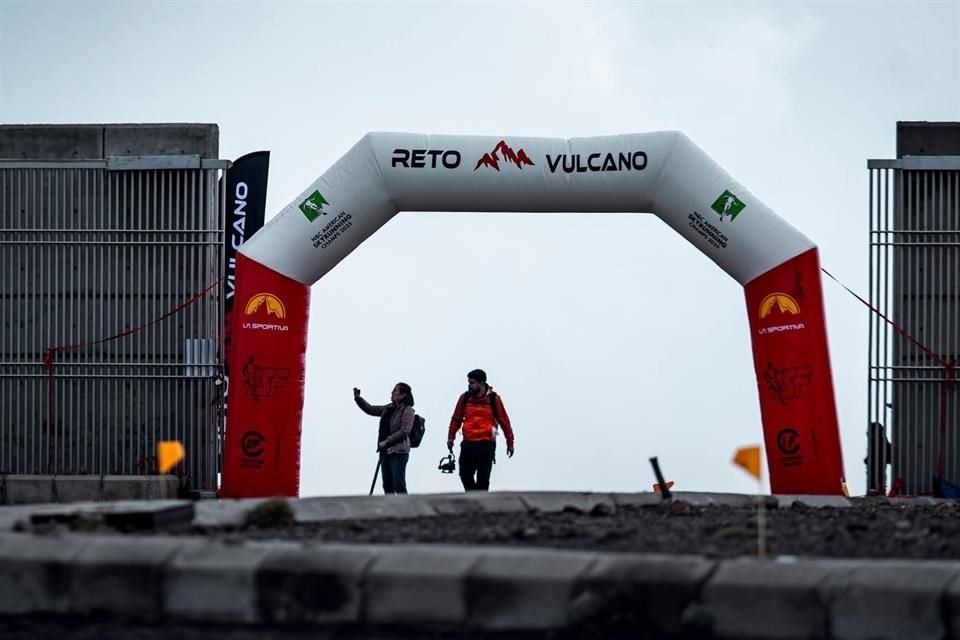 'Abrimos el telescopio ese día, un sábado, para que los corredores hicieran cima, rodearan el telescopio, se abastecieron y ya hicieran su recorrido de regreso', dice José Hernández Rebollar.