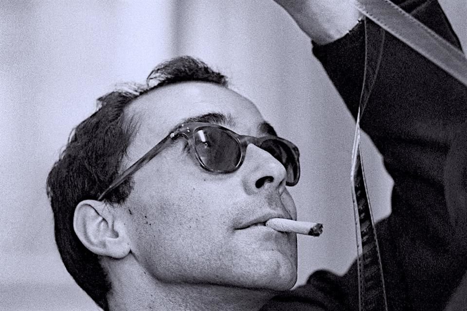 Guillaume Marbeck encarna a Jean-Luc Godard en Nueva Ola Francesa, filme que revive el rodaje de Sin Aliento.