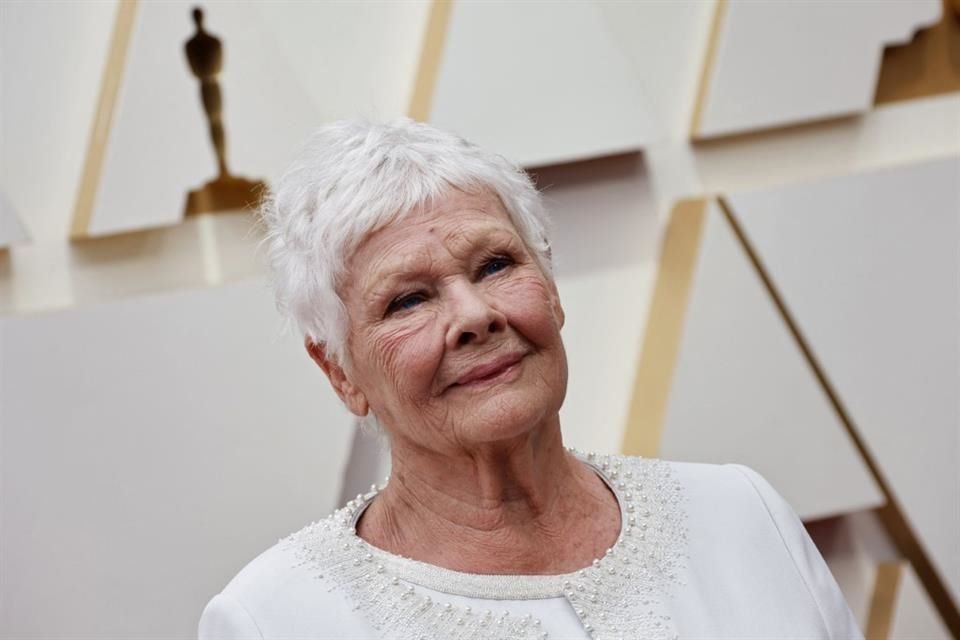A punto de cumplir 91 años, la actriz Judi Dench dijo que Harvey Weinstein 'ya cumplió su condena', mientras que Kevin Spacey 'ya fue exonerado'.