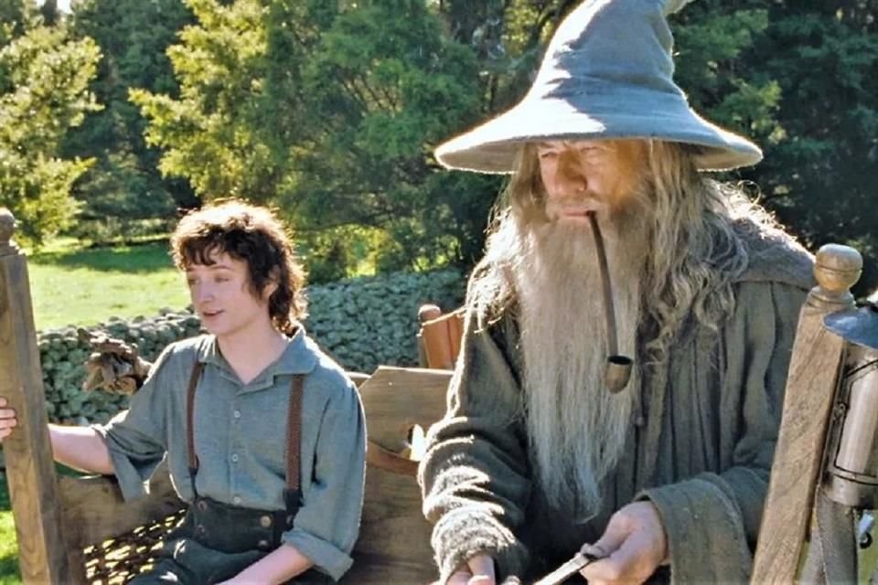 La nueva película de 'El Señor de los Anillos', 'The Hunt for Gollum', traerá de regreso a Frodo y Gandalf, según reveló Sir Ian McKellen.