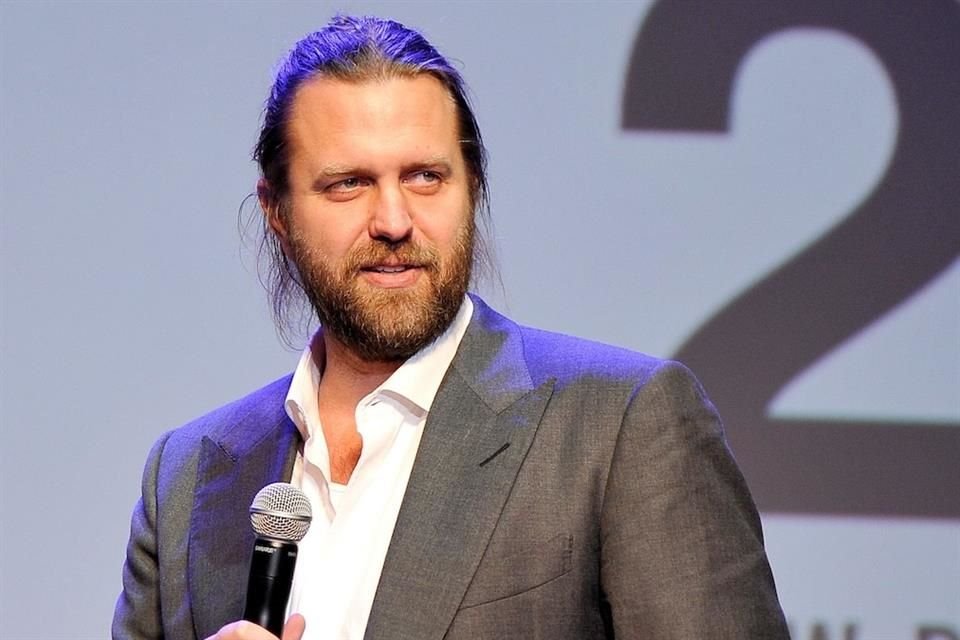 Rinsch, de 48 años y que nunca terminó la serie, tiene una sentencia fijada para abril del próximo año. Netflix declinó hacer comentarios sobre este caso.