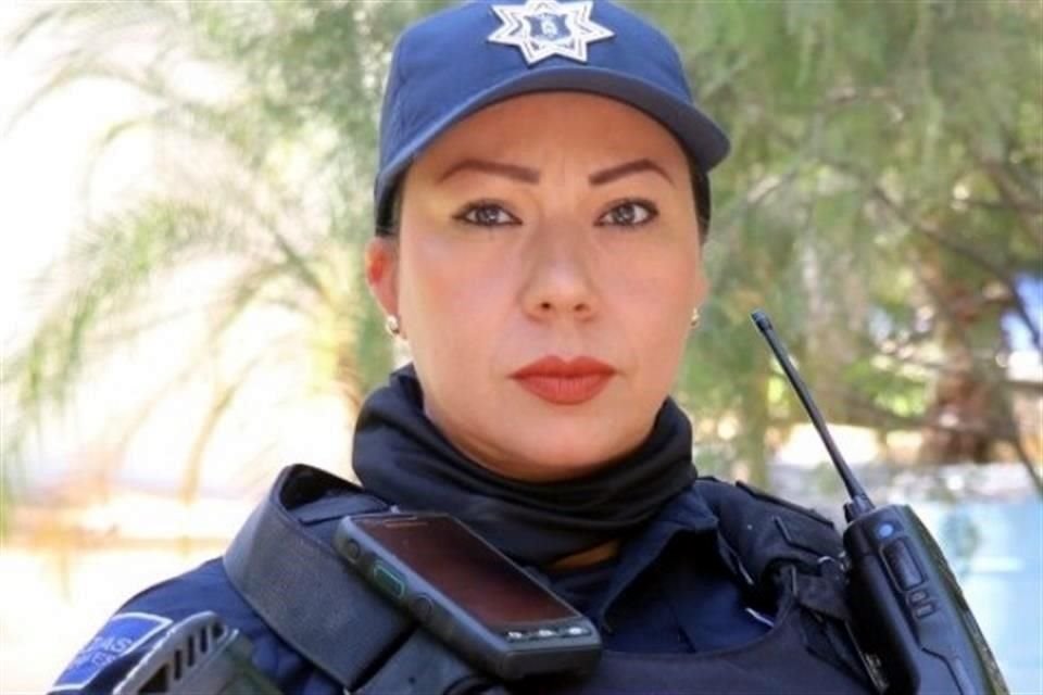 Al regresar del trabajo, la comandante Nayeli Rivera, quien encabezaba la Unidad Red Púrpura especializada en violencia de género, fue asesinada en un ataque mortal perpetrado en Culiacán, Sinaloa.