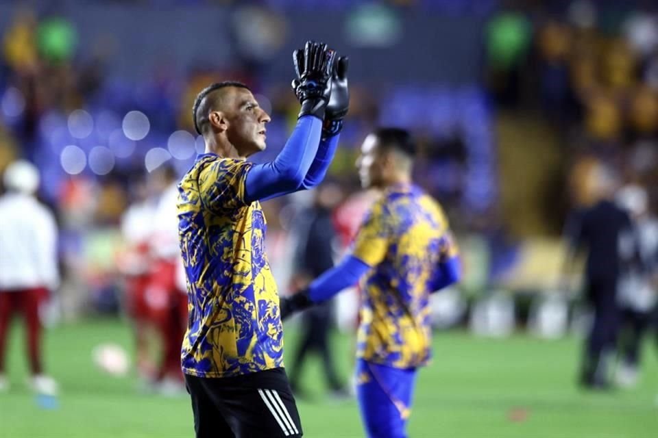 La afición de Tigres armó su fiesta para la Final de ida ante Toluca. Checa las imágenes.