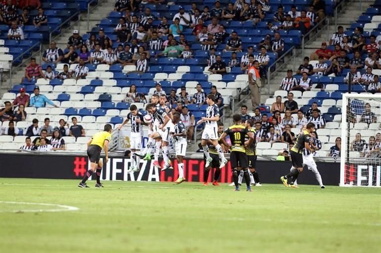 Observa las acciones del partido ganado por los Rayados 3-0 sobre Murcilagos.