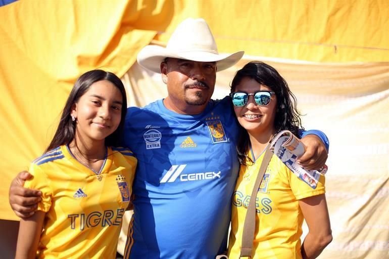 Repasa las imágenes del ambiente desde el Universitario. Tigres vs. Necaxa.