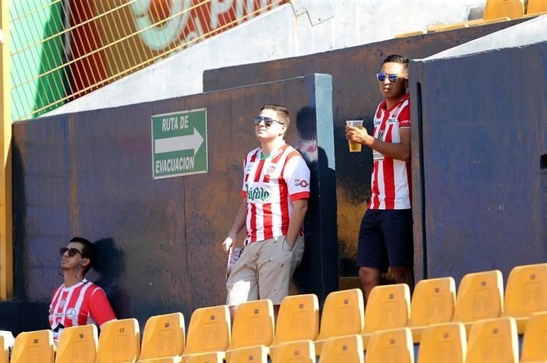 Repasa las imágenes del ambiente desde el Universitario. Tigres vs. Necaxa.