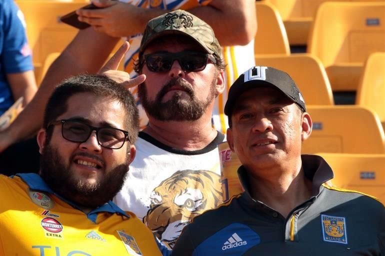 Repasa las imágenes del ambiente desde el Universitario. Tigres vs. Necaxa.