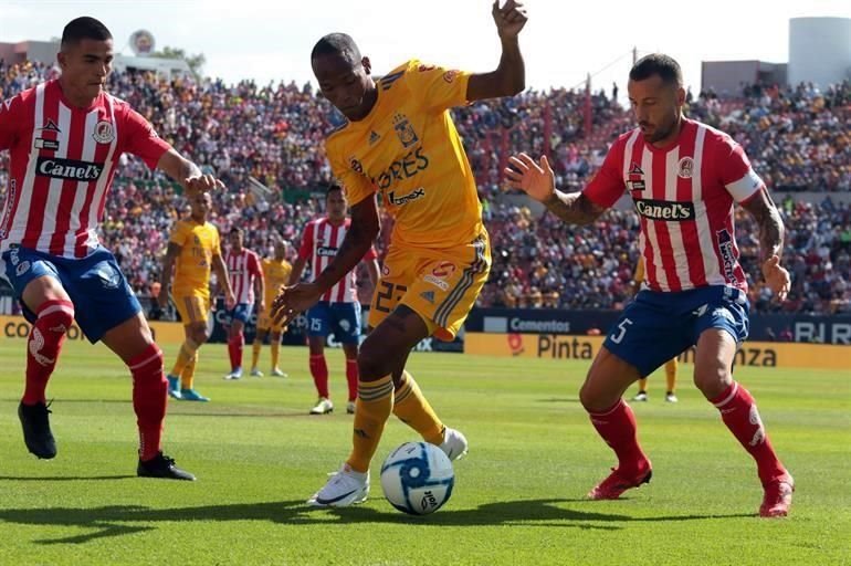 A pesar de jugar con 10 hombres, el recién ascendido Atlético de San Luis le arrebató un empate a los Tigres en el Estadio Alfonso Lastras