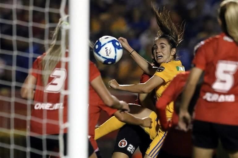 El poste salvó en dos ocasiones a Xolos Femenil.
